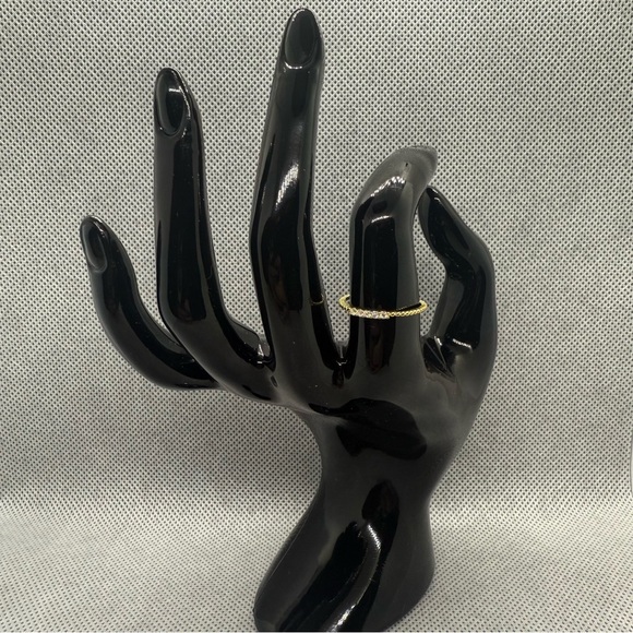 New Gold-Plated Sterling Silver & 5 Moissanite Stone Stackable Ring - Picture 4 of 6